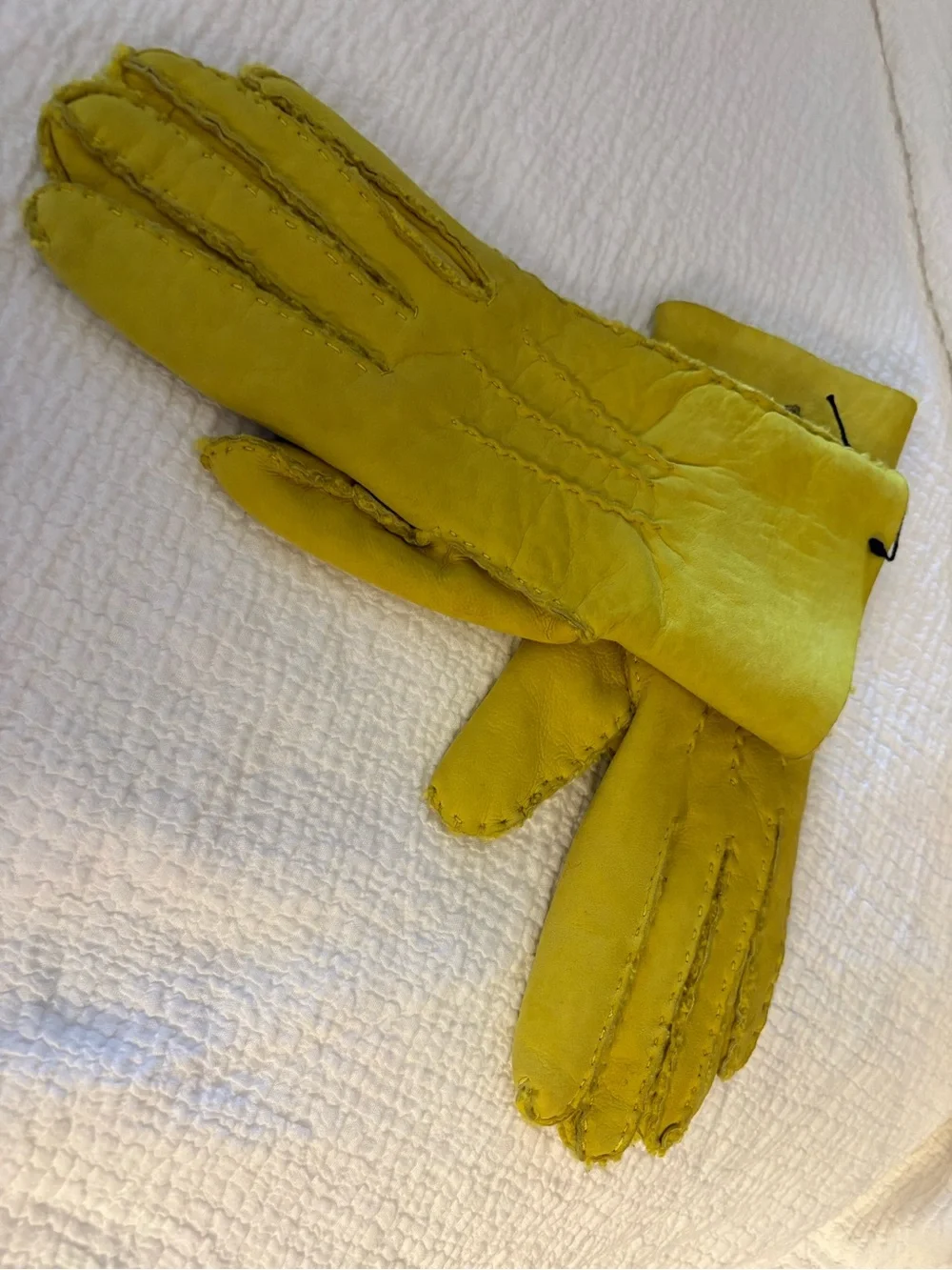 Chartreuse Women's Shearling Gloves